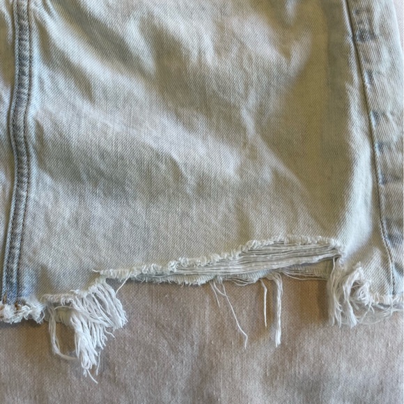 American Eagle light wash barely been worn mini skirt - Picture 2 of 5